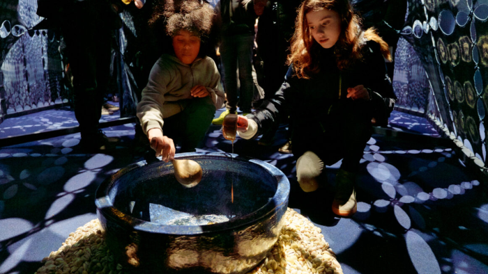 Offerings to the orisha Yemoja by José Ramón Hernández / OSIKÁN