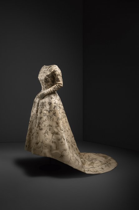 This Madrid exhibition is uncovering the influence of Spanish masters on Cristóbal  Balenciaga
