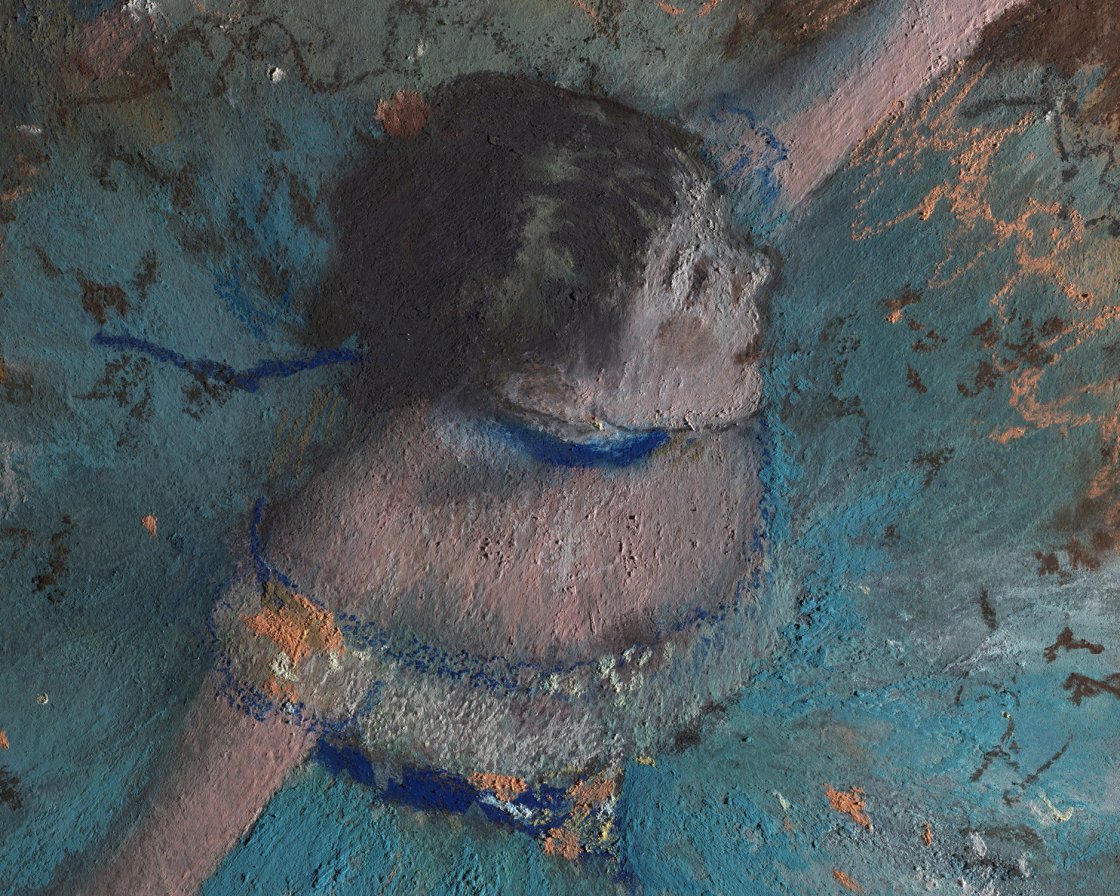 Detalle de la imagen rasante de la obra de Degas "Bailarina basculando (Bailarina verde)"