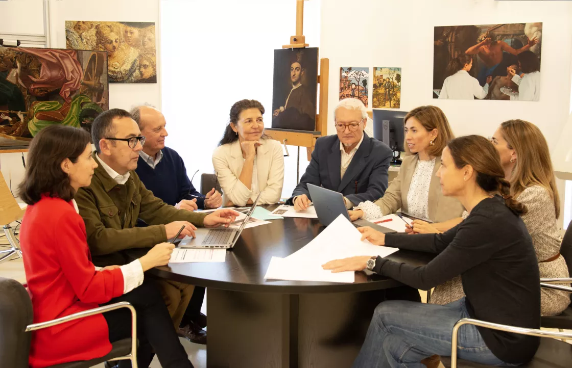 Equipo de restauración desarrollando proyectos técnicos para su difusión Equipo de restauración desarrollando proyectos técnicos para su difusión