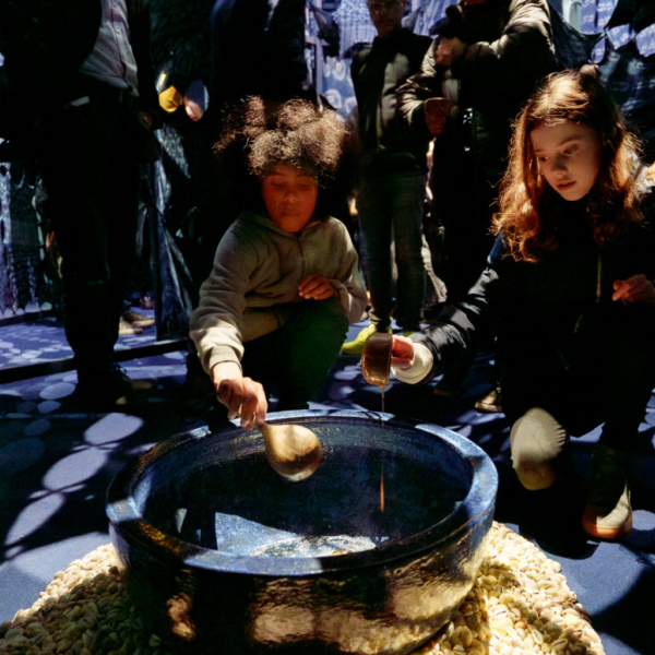 Offerings to the orisha Yemoja by José Ramón Hernández / OSIKÁN